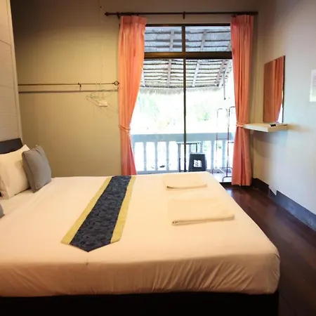 Marina Hut Guest House